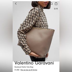 Valentino Garavani Vitello Tote - Beige Pebbled Leather